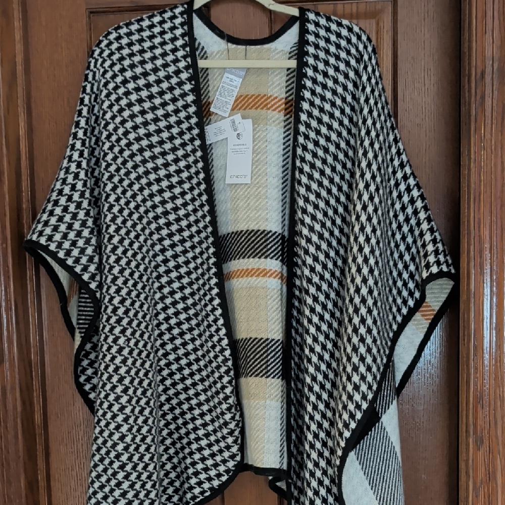 NWT Chico's Houndstooth and Plaid Poncho